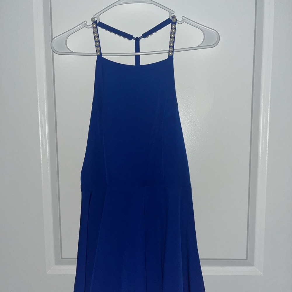 Lulus - Picture 3 of 4
